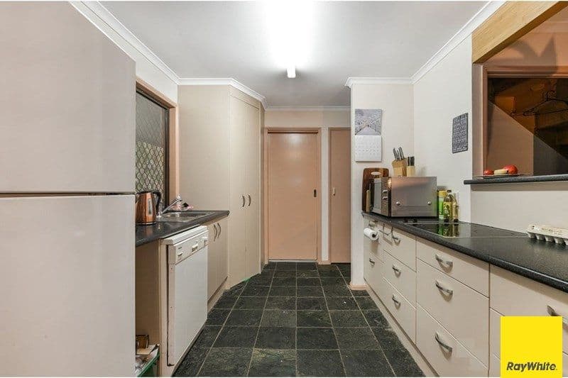 27 Buttler Street, Bellbird Park QLD 4300, Bellbird Park - Thumbnail 2