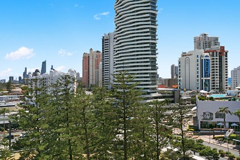 802 'Broadbeach On The Park' 2685 Gold Coast Highway, Broadbeach QLD 4218, Broadbeach - Thumbnail 3