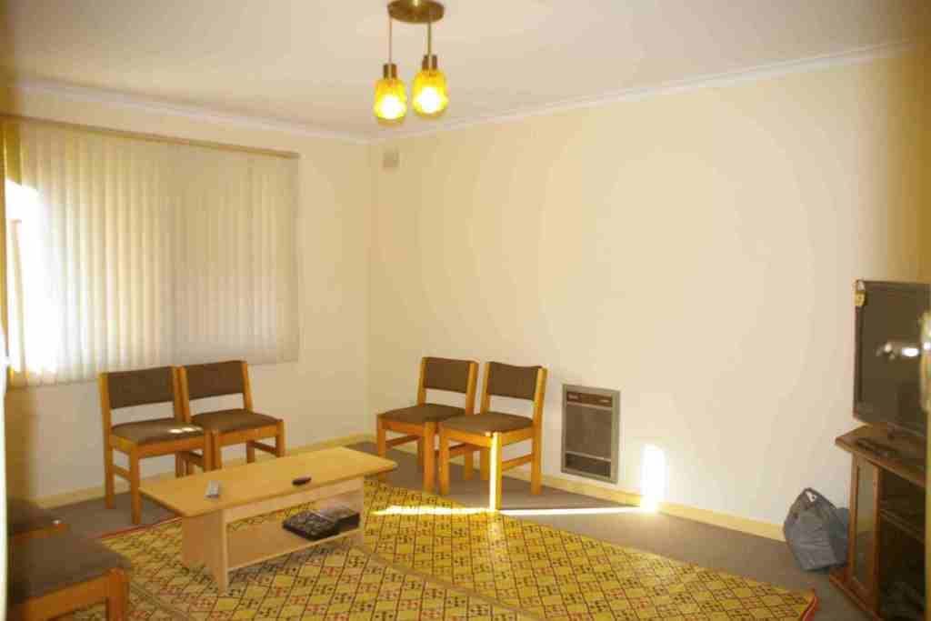 2 Grevillea Street, RENMARK SA 5341, Renmark - Thumbnail 5