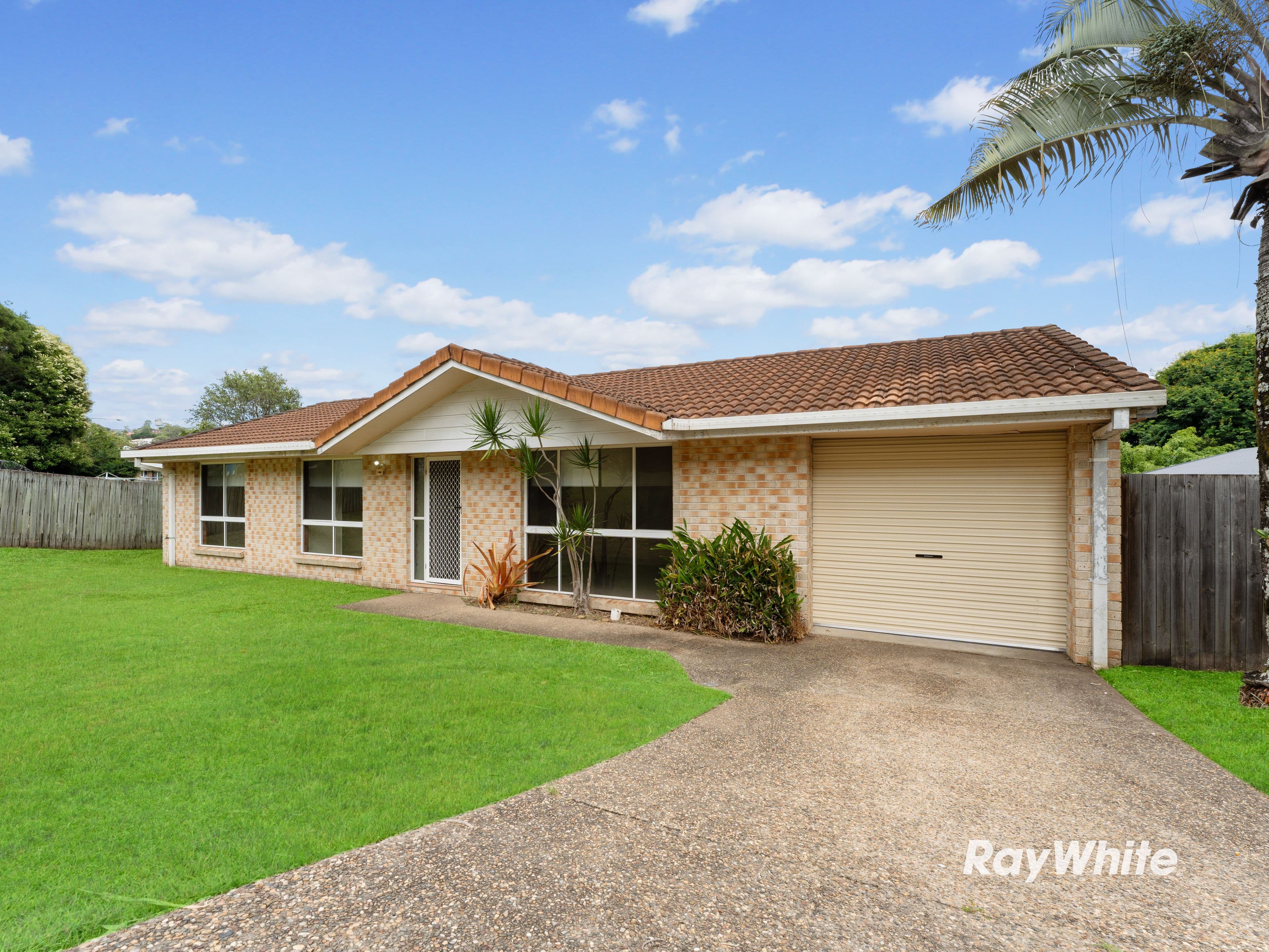 6 Tavuzzi Terrace, Edens Landing QLD 4207, Edens Landing - Thumbnail 2