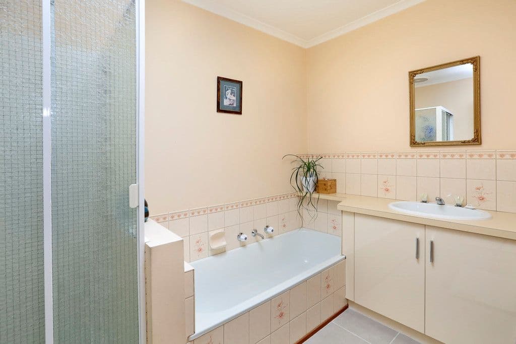 29 Gwinganna Drive, Clifton Springs VIC 3222, Clifton Springs - Thumbnail 4