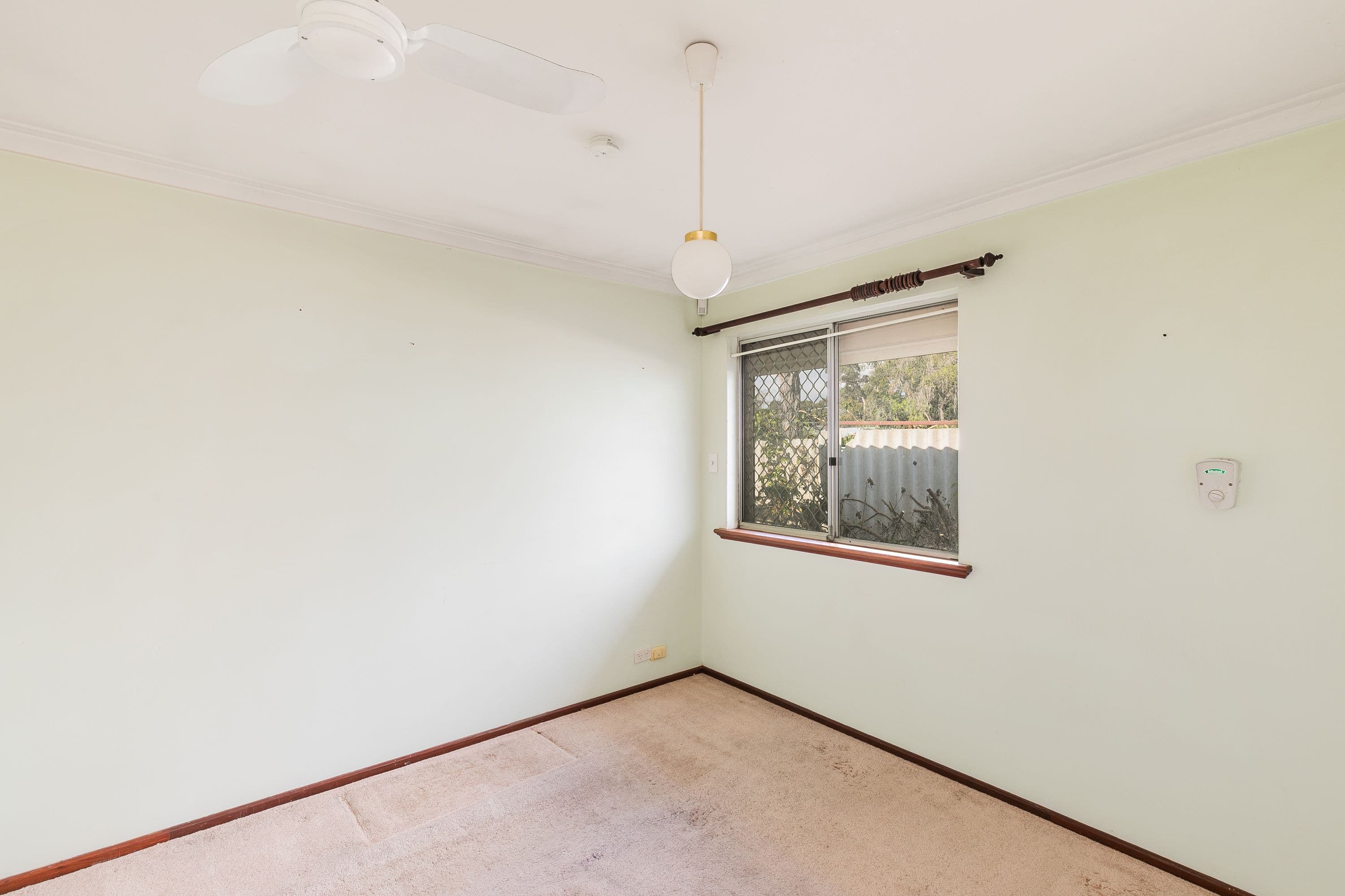 6 Greenwood Court, Kelmscott WA 6111, Kelmscott - Thumbnail 6