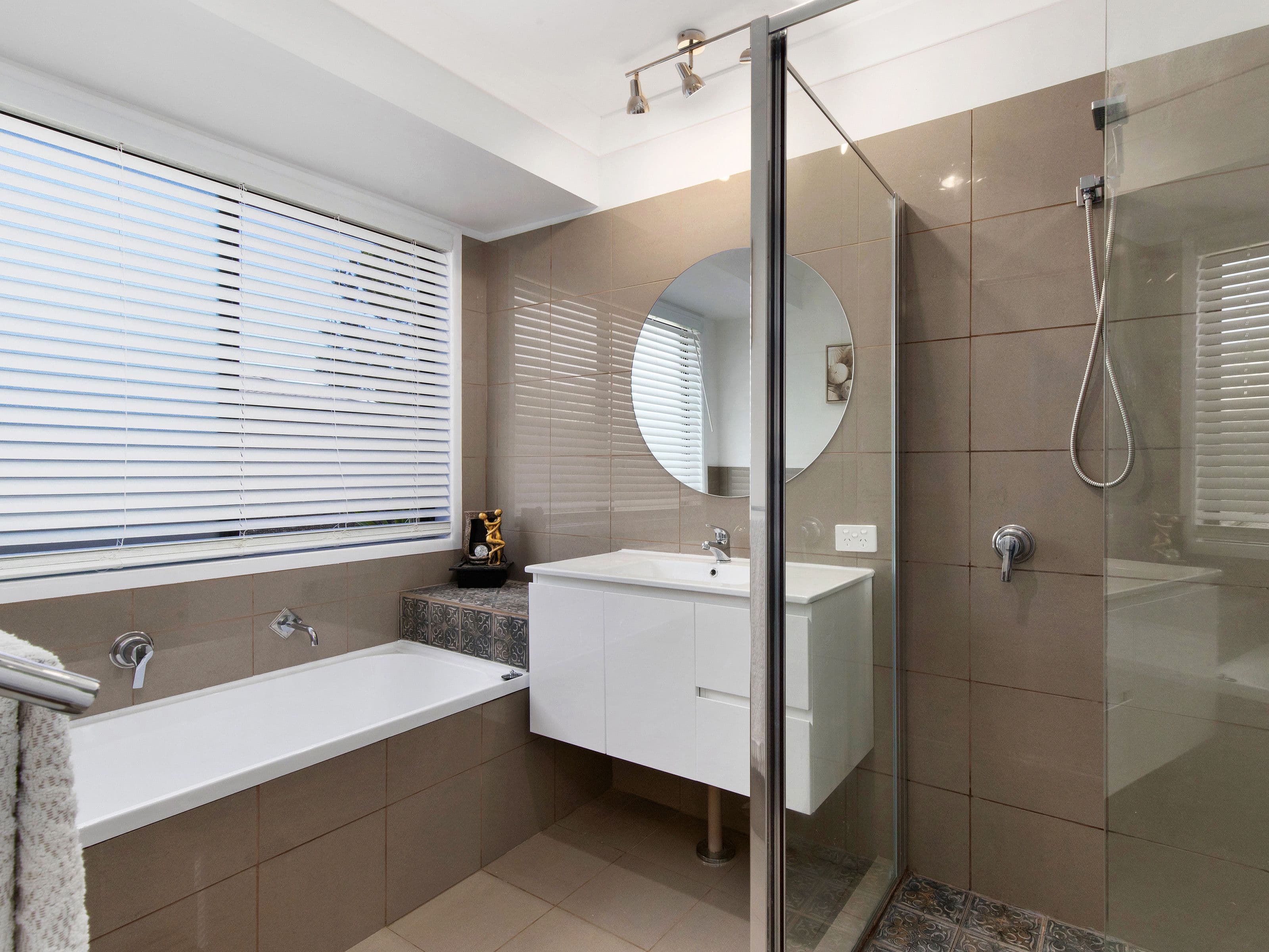 242 Grand Promenade, Doubleview WA 6018, Doubleview - Thumbnail 4