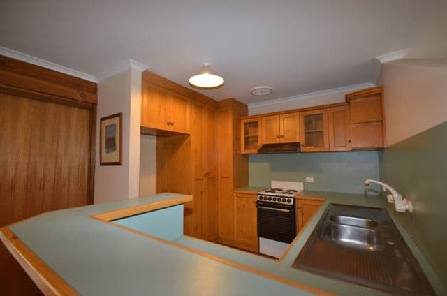 14 Blyth Road, CLARE SA 5453, Clare - Thumbnail 4