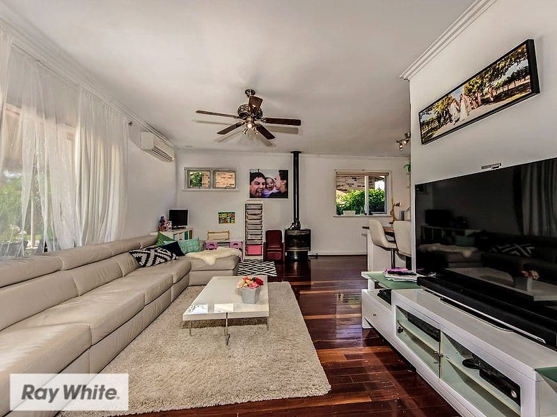25 Bessell Avenue, Como WA 6152, Como - Thumbnail 2