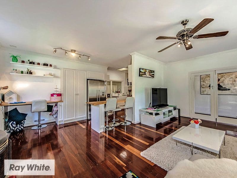 25 Bessell Avenue, Como WA 6152, Como - Thumbnail 7