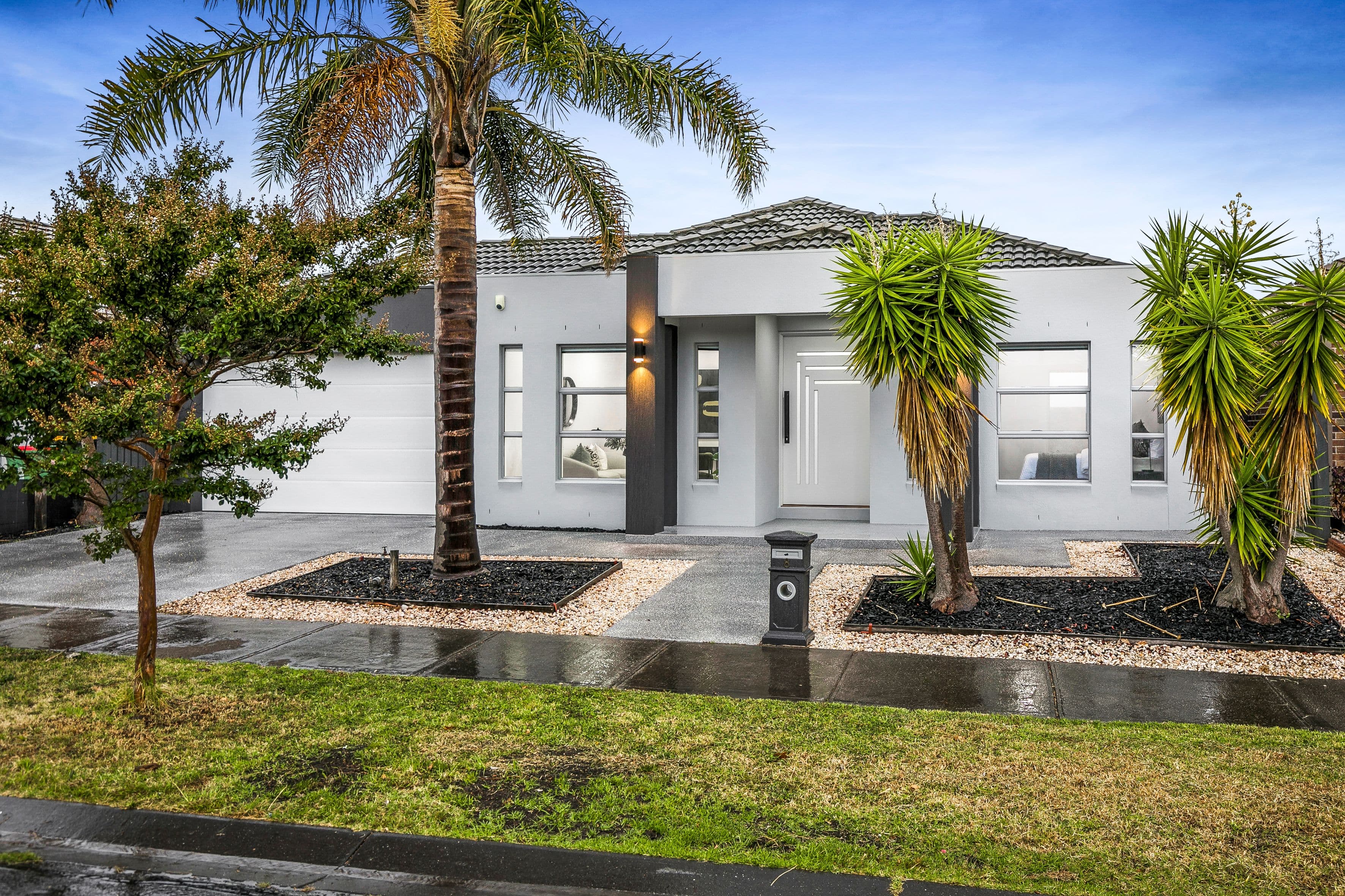 8 Taransay Way, Craigieburn VIC 3064, Craigieburn - Image 1