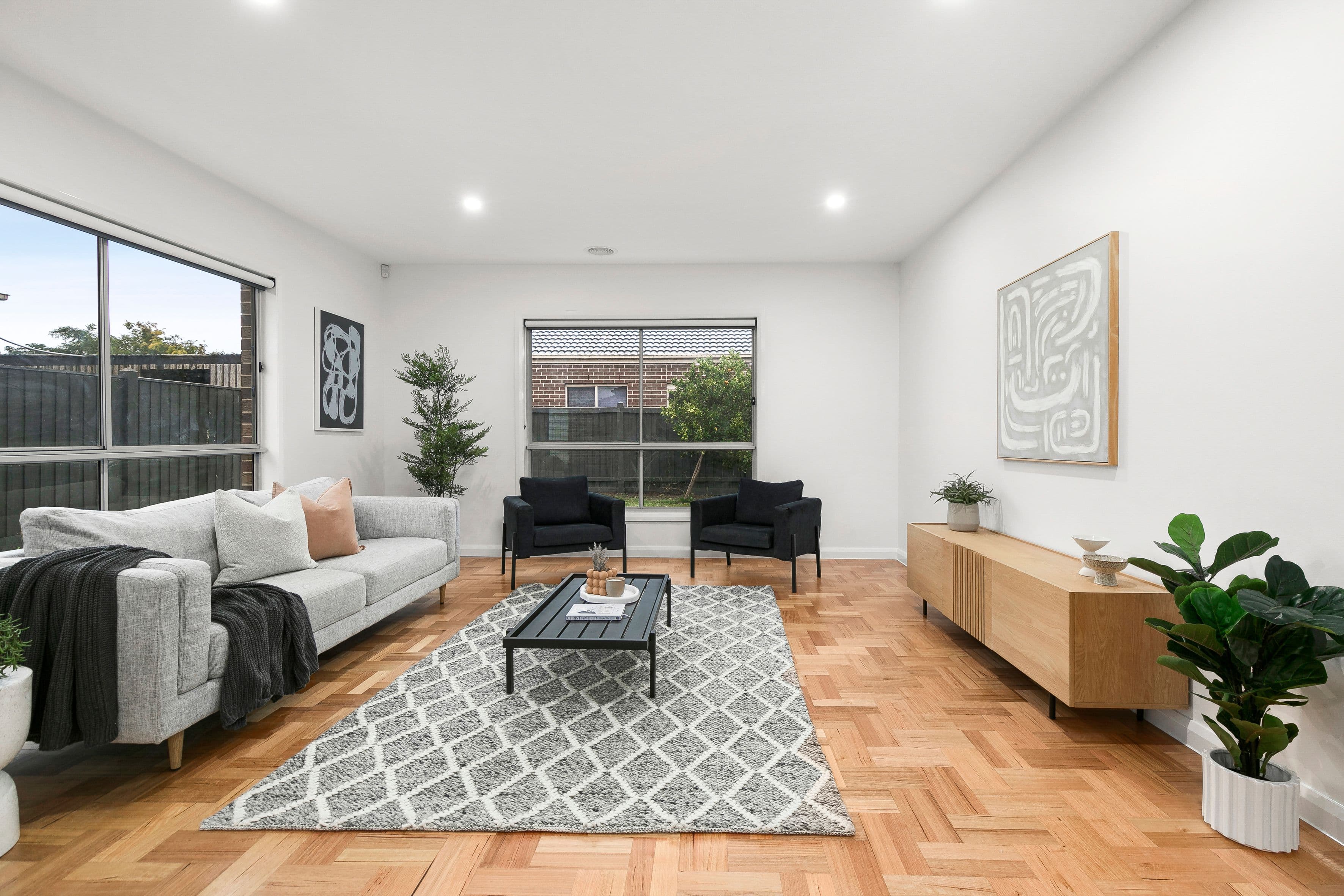 8 Taransay Way, Craigieburn VIC 3064, Craigieburn - Thumbnail 2