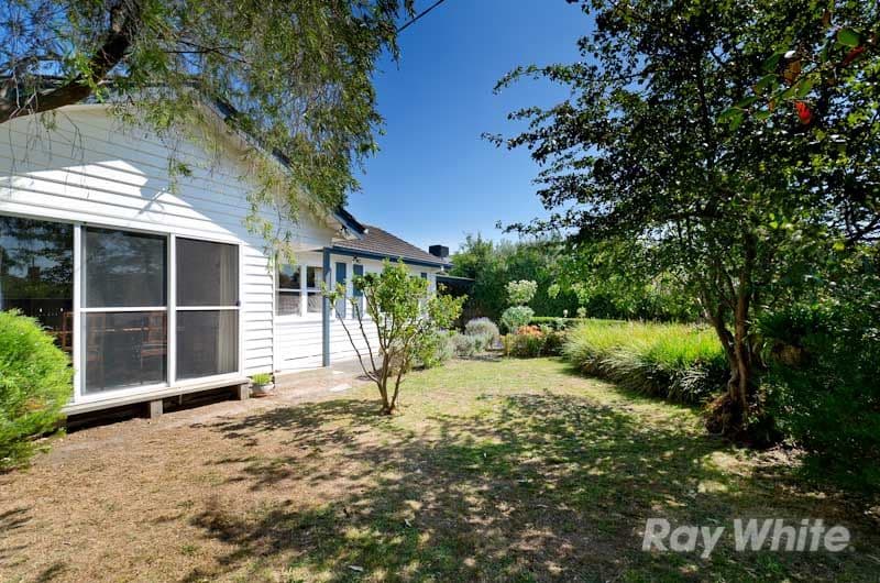 7 Scott Street, MORNINGTON VIC 3931, Mornington - Thumbnail 2