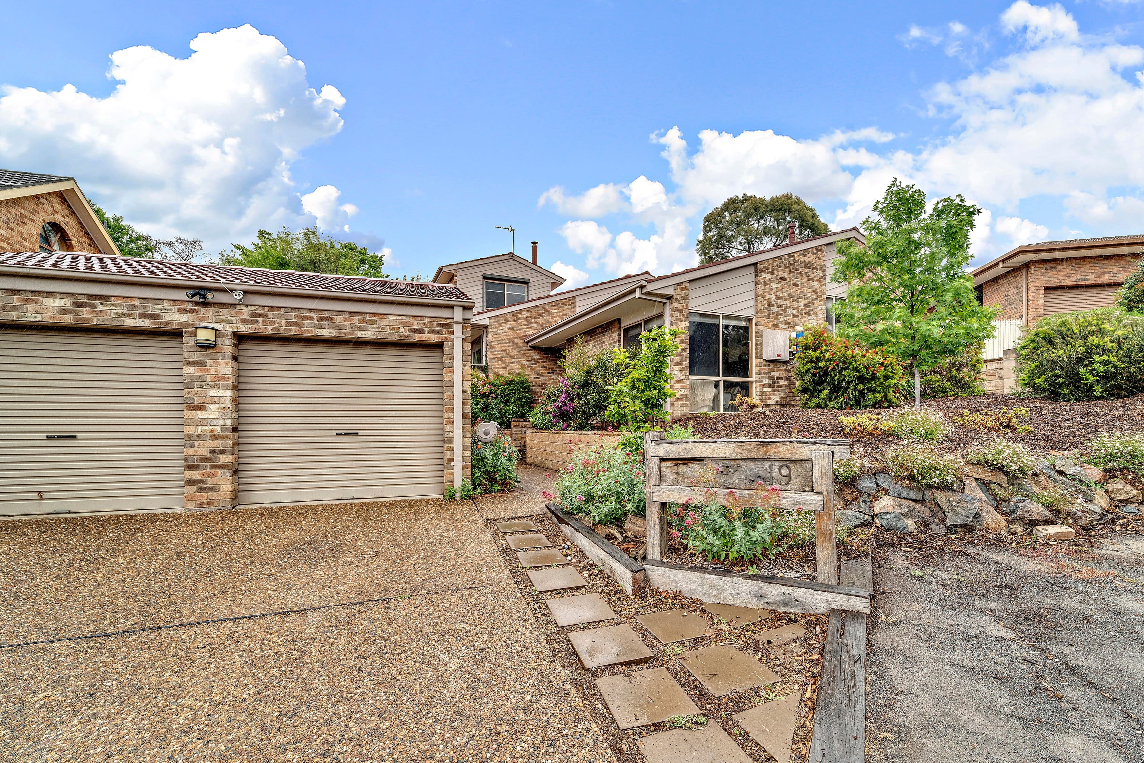 19 Nicklin Crescent, Fadden ACT 2904, Fadden - Image 1