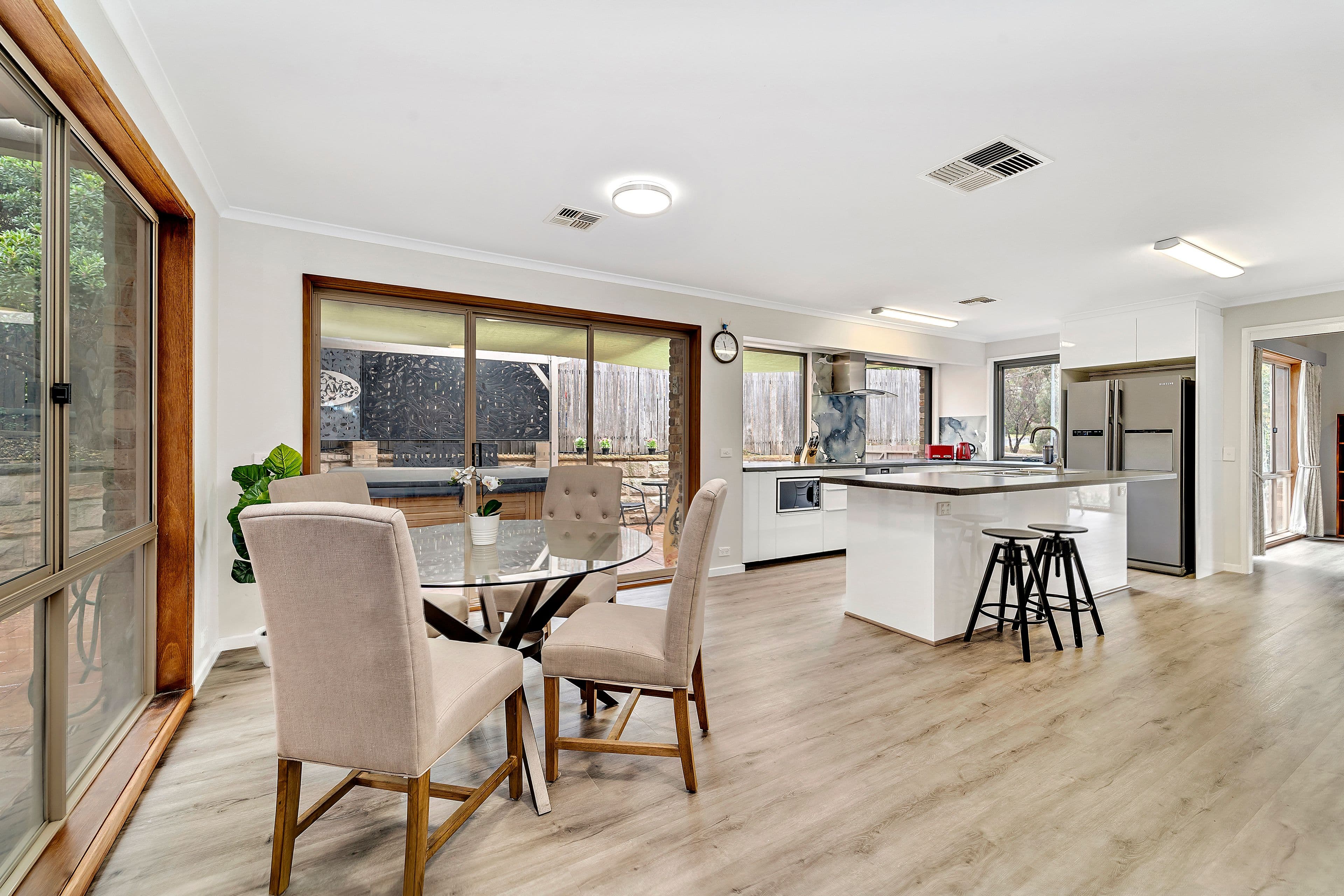 19 Nicklin Crescent, Fadden ACT 2904, Fadden - Thumbnail 4