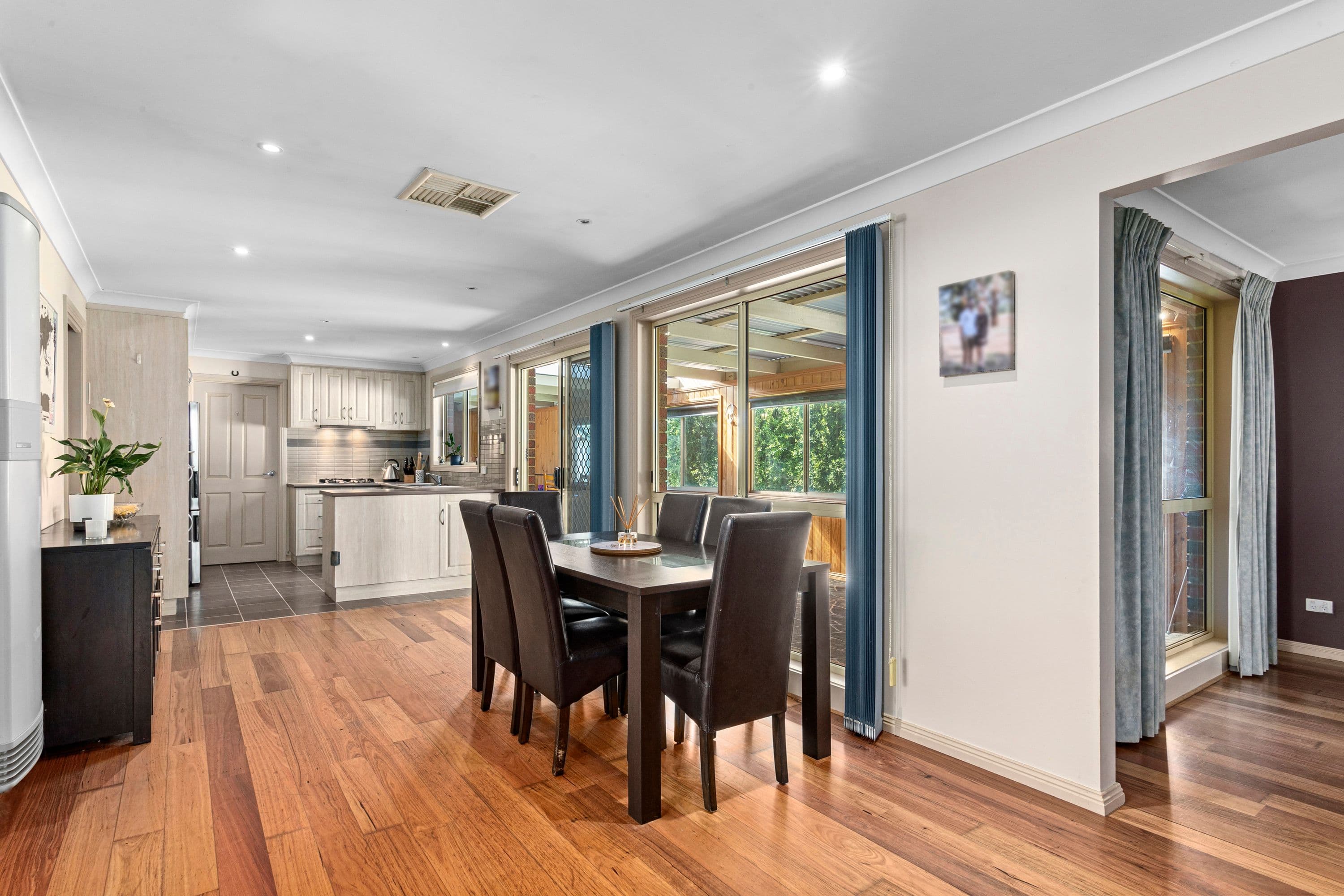 18 Lake Road, Lara VIC 3212, Lara - Thumbnail 3