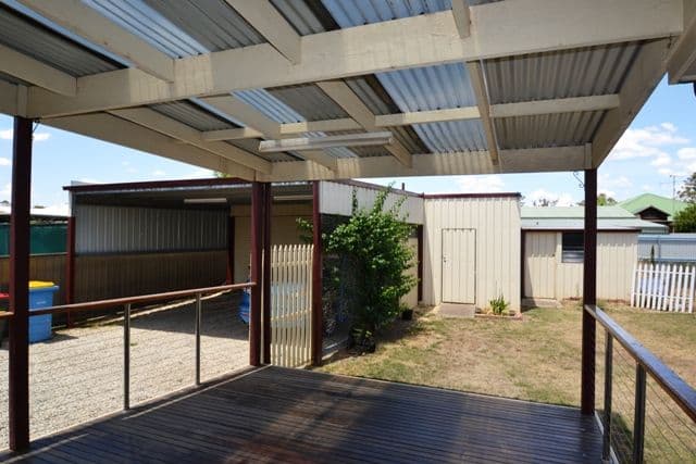 18 Avenel Road, SEYMOUR VIC 3660, Seymour - Thumbnail 8