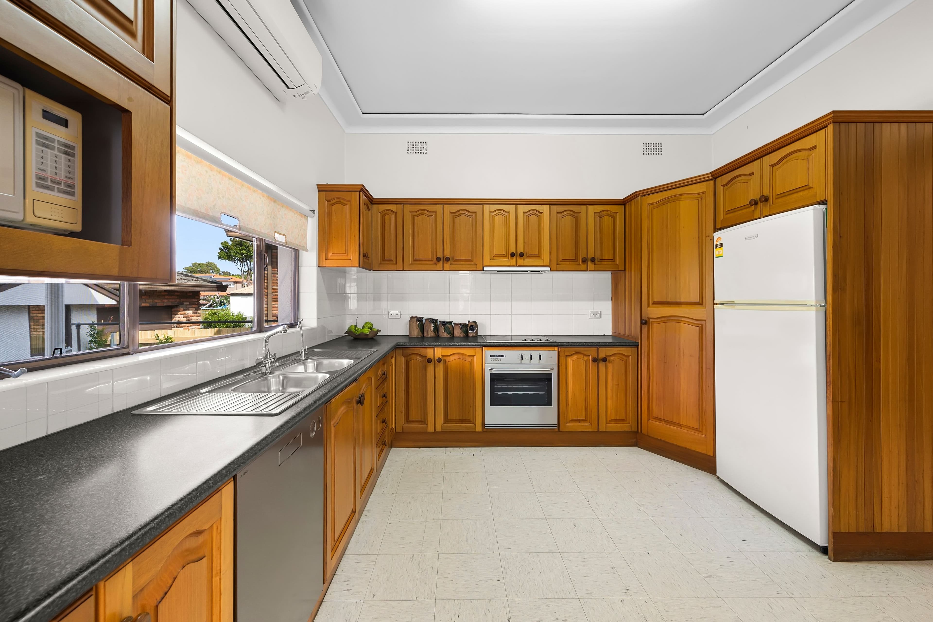 22 Roslyn Street, Ashbury NSW 2193, Ashbury - Thumbnail 4
