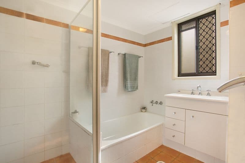 4 'Armrick Lodge' 27 Armrick Avenue, Broadbeach QLD 4218, Broadbeach - Thumbnail 6