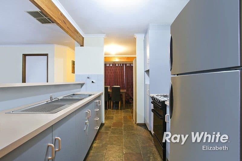10 Maguire Crescent, BURTON SA 5110, Burton - Thumbnail 4
