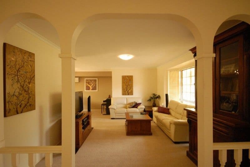 19 Jull Drive, CENTENARY HEIGHTS QLD 4350, Centenary Heights - Thumbnail 2