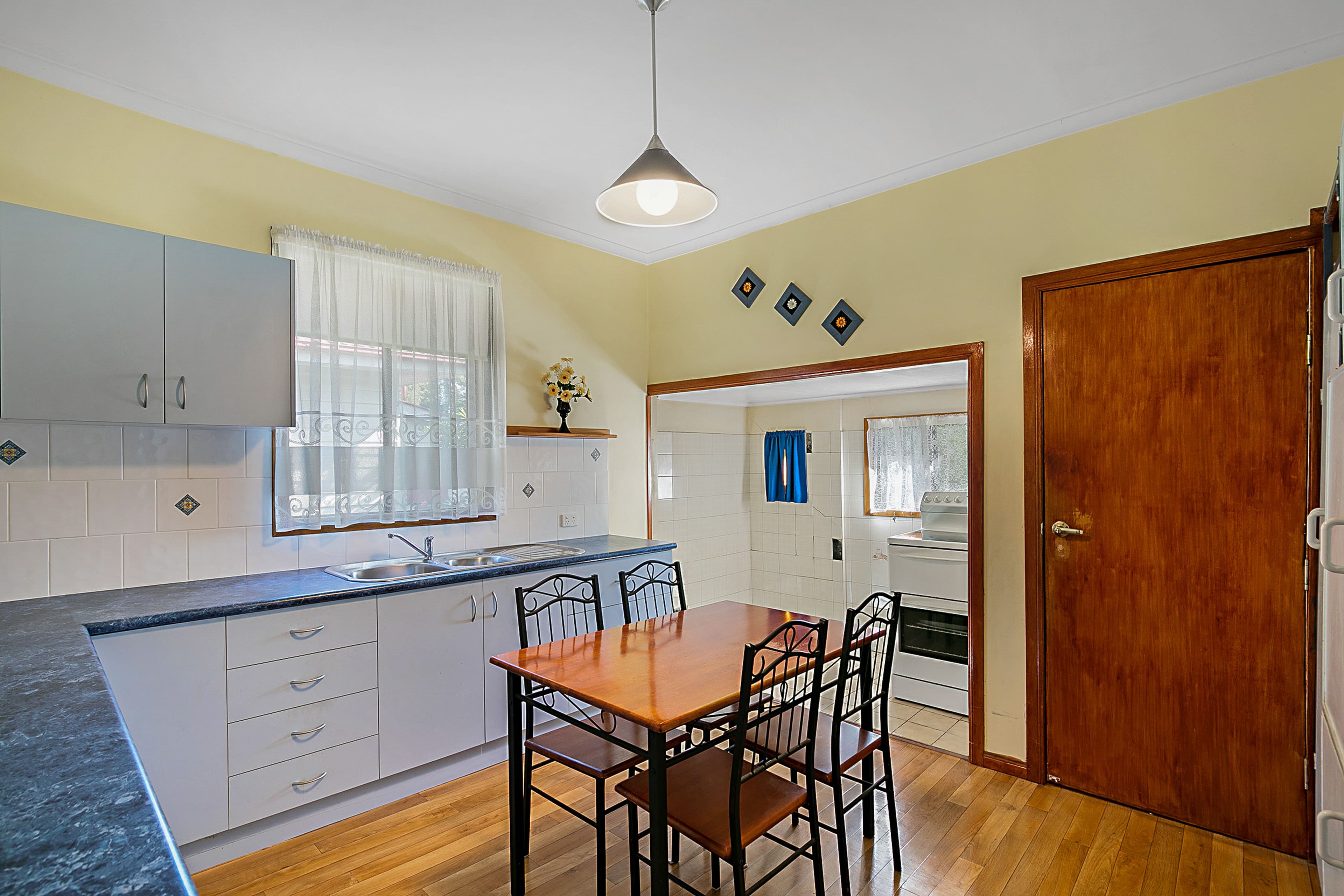39 O'Quinn Street, Harristown QLD 4350, Harristown - Thumbnail 2
