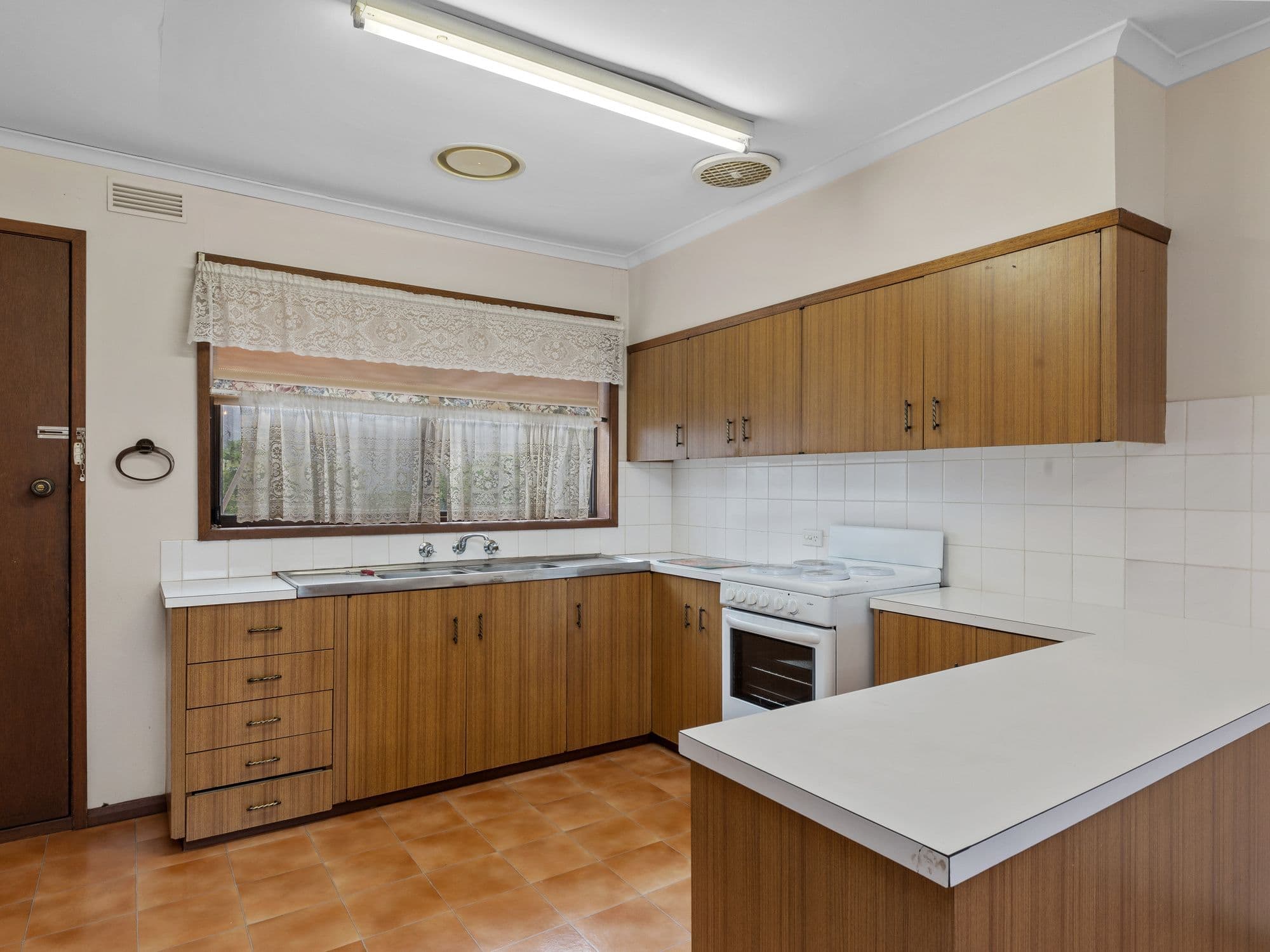 34 Abdallah Road, Seymour VIC 3660, Seymour - Thumbnail 3
