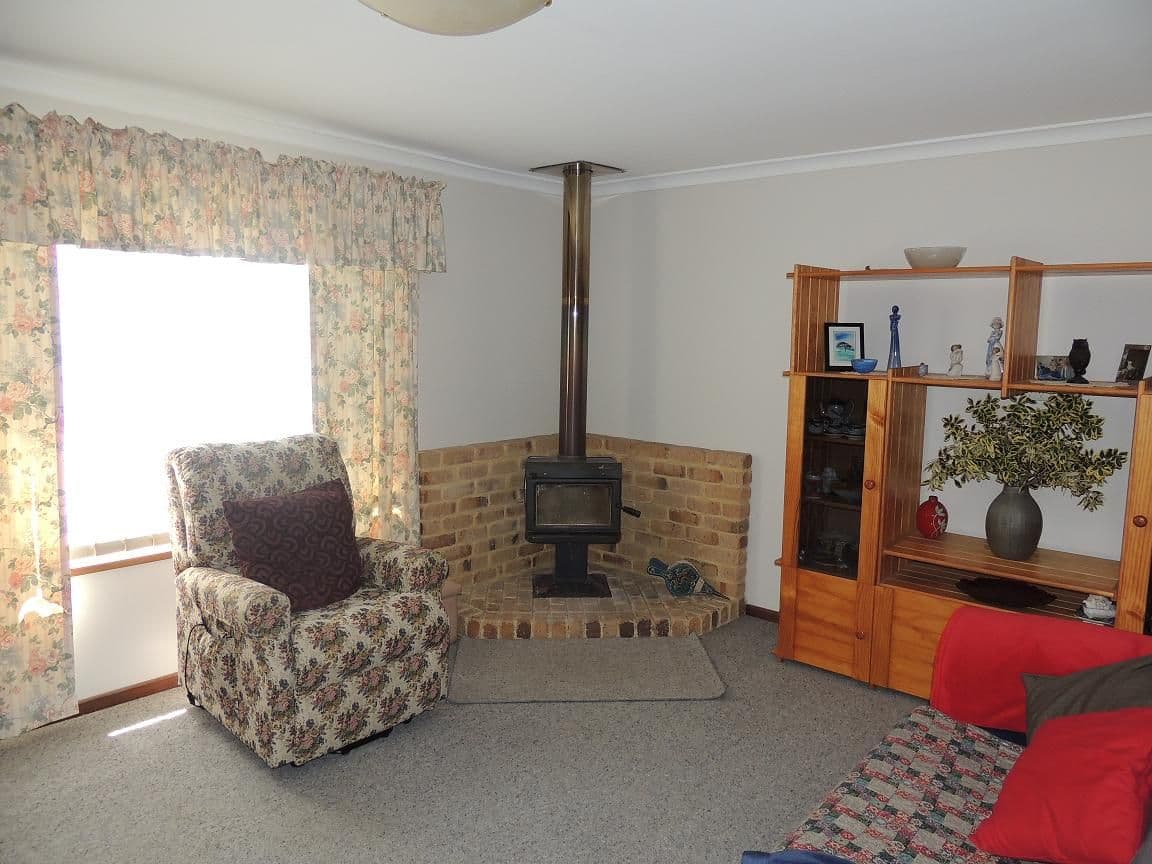 31 Bracknell Crescent, Denmark WA 6333, Denmark - Thumbnail 3