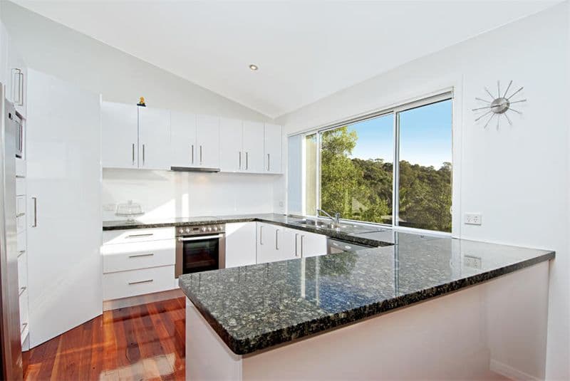 93a The Crescent, HELENSBURGH NSW 2508, Helensburgh - Thumbnail 3