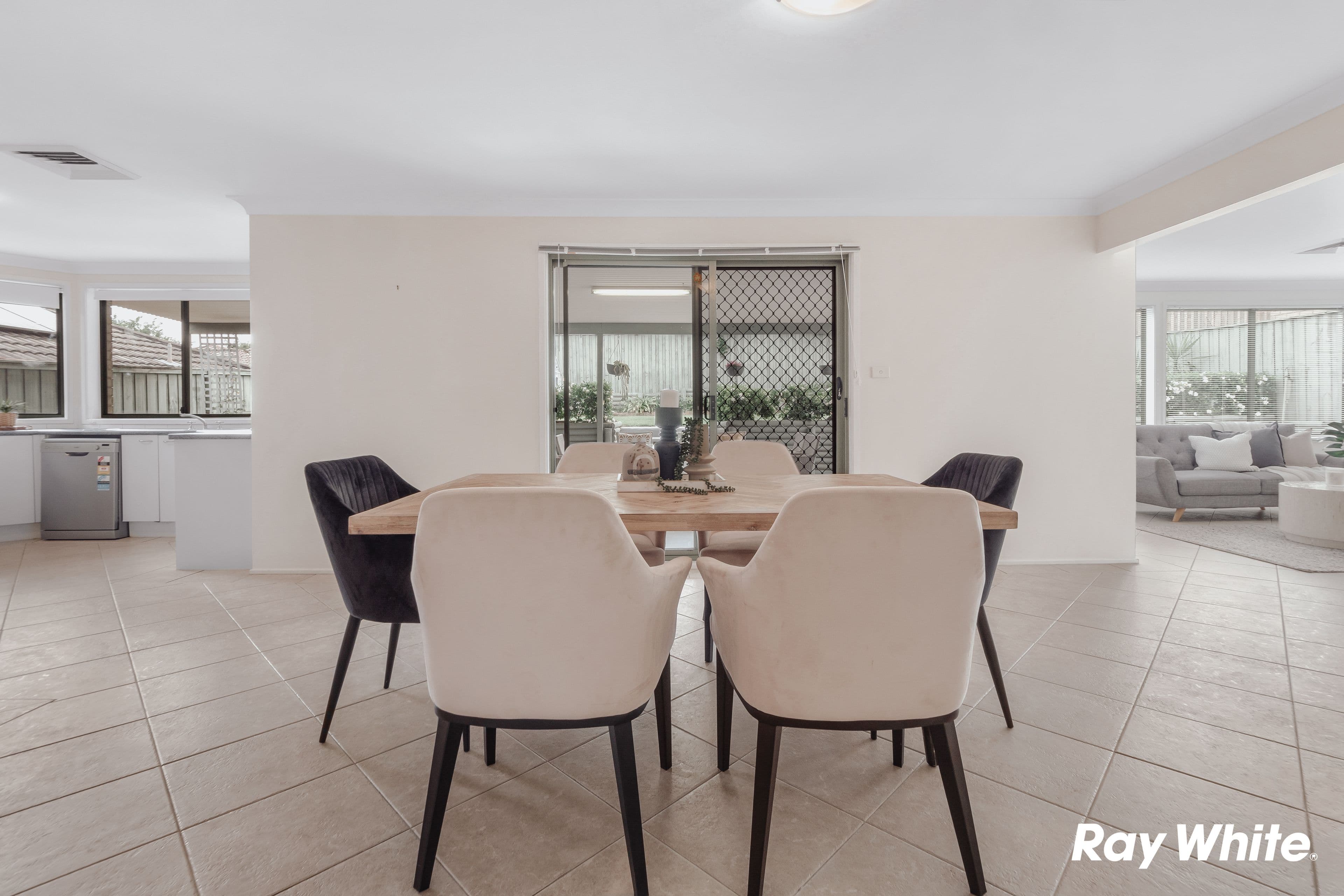4 Hebe Place, Kellyville NSW 2155, Kellyville - Thumbnail 4