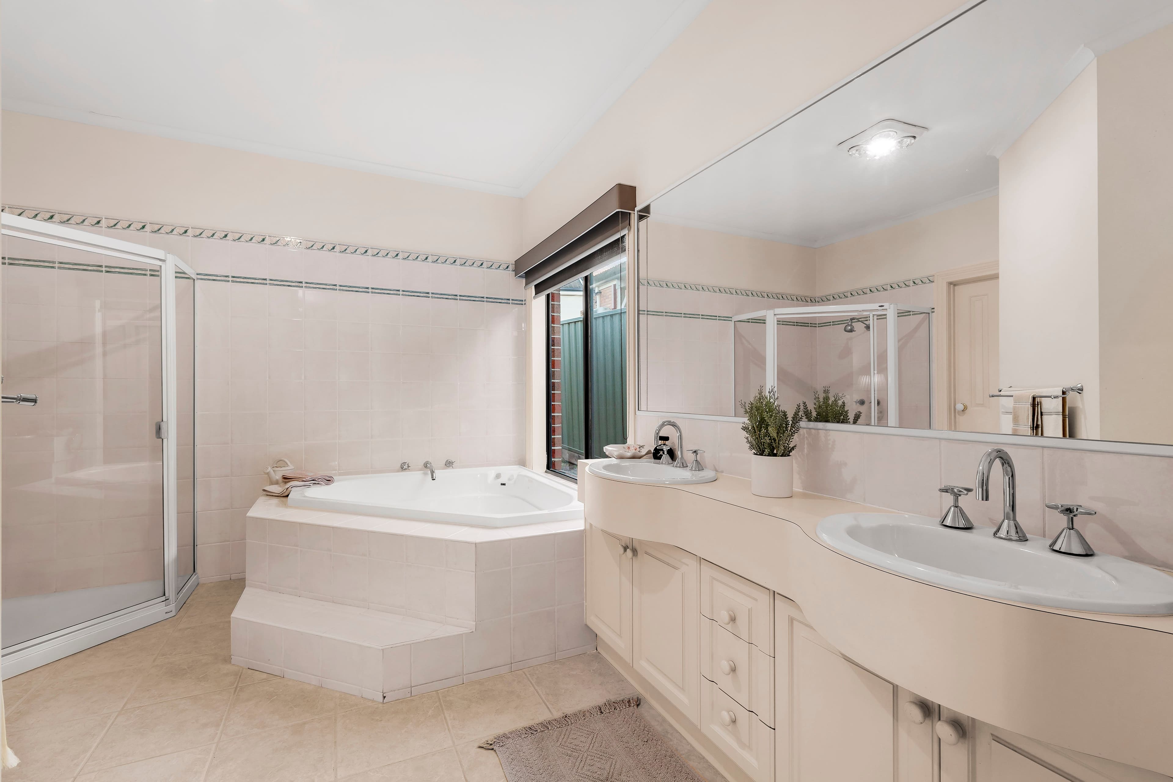9 Australis Drive, Mill Park VIC 3082, Mill Park - Thumbnail 8