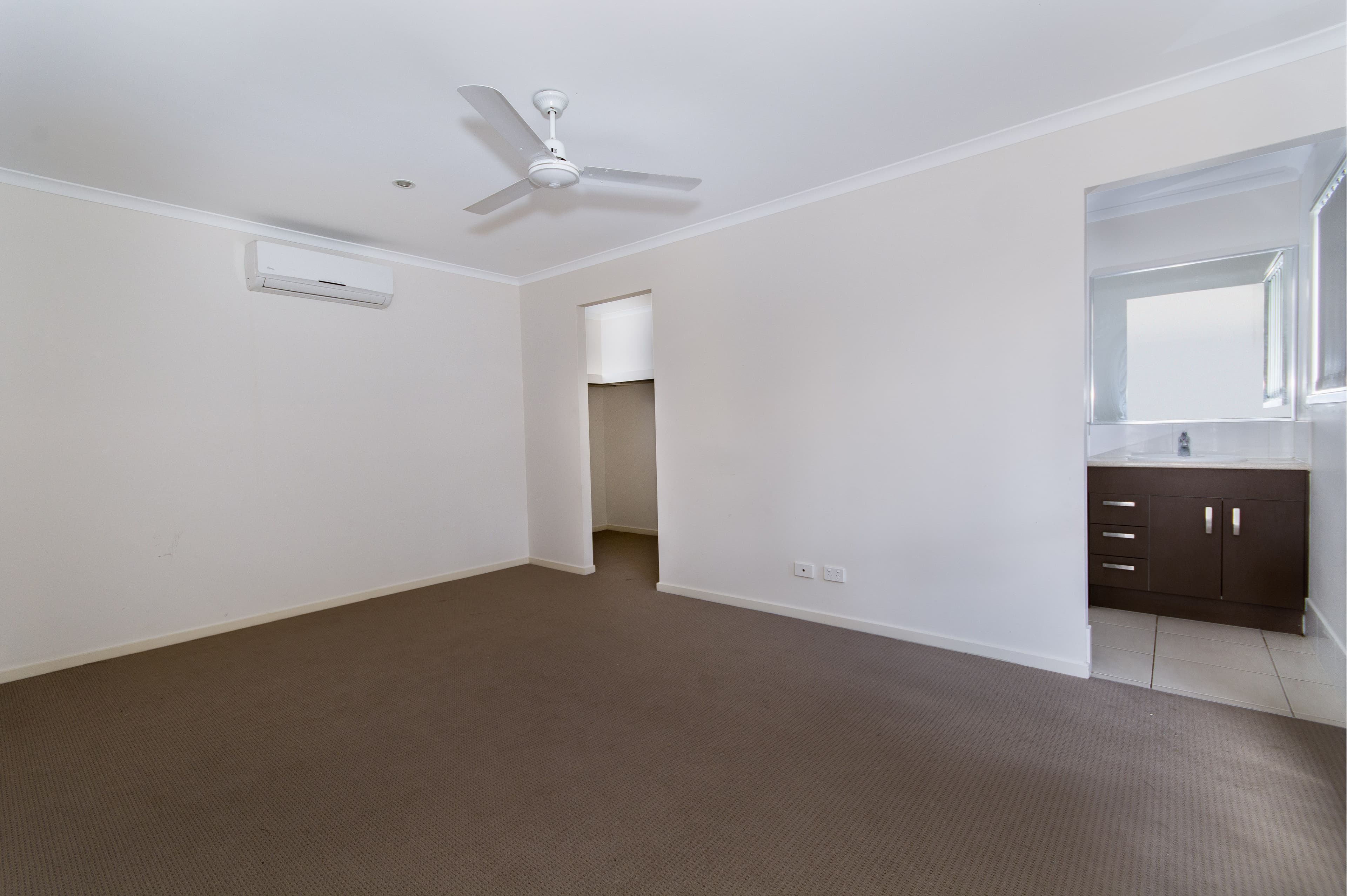 20 Valuniu Place, Boronia Heights QLD 4124, Boronia Heights - Thumbnail 8