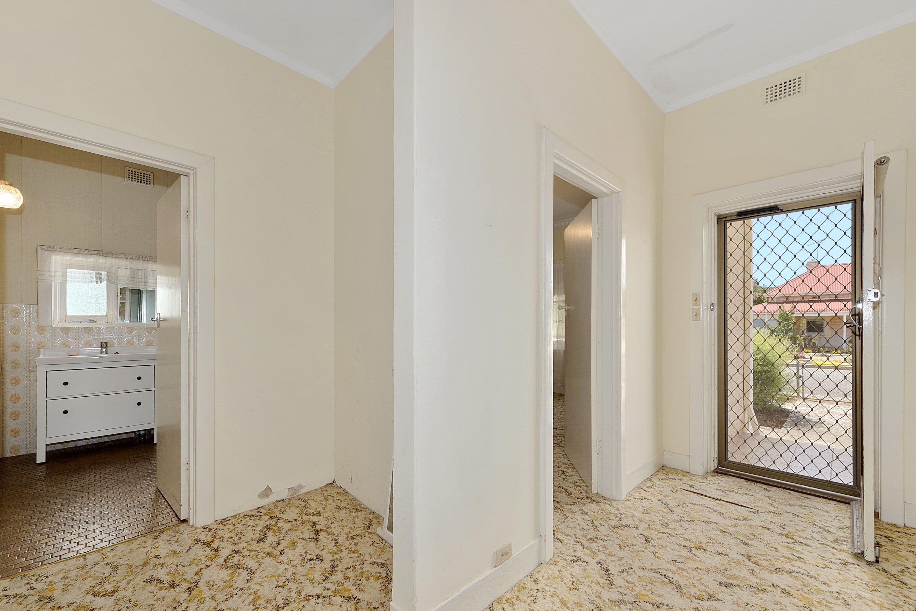 1 Young Street, Yorketown SA 5576, Yorketown - Thumbnail 2