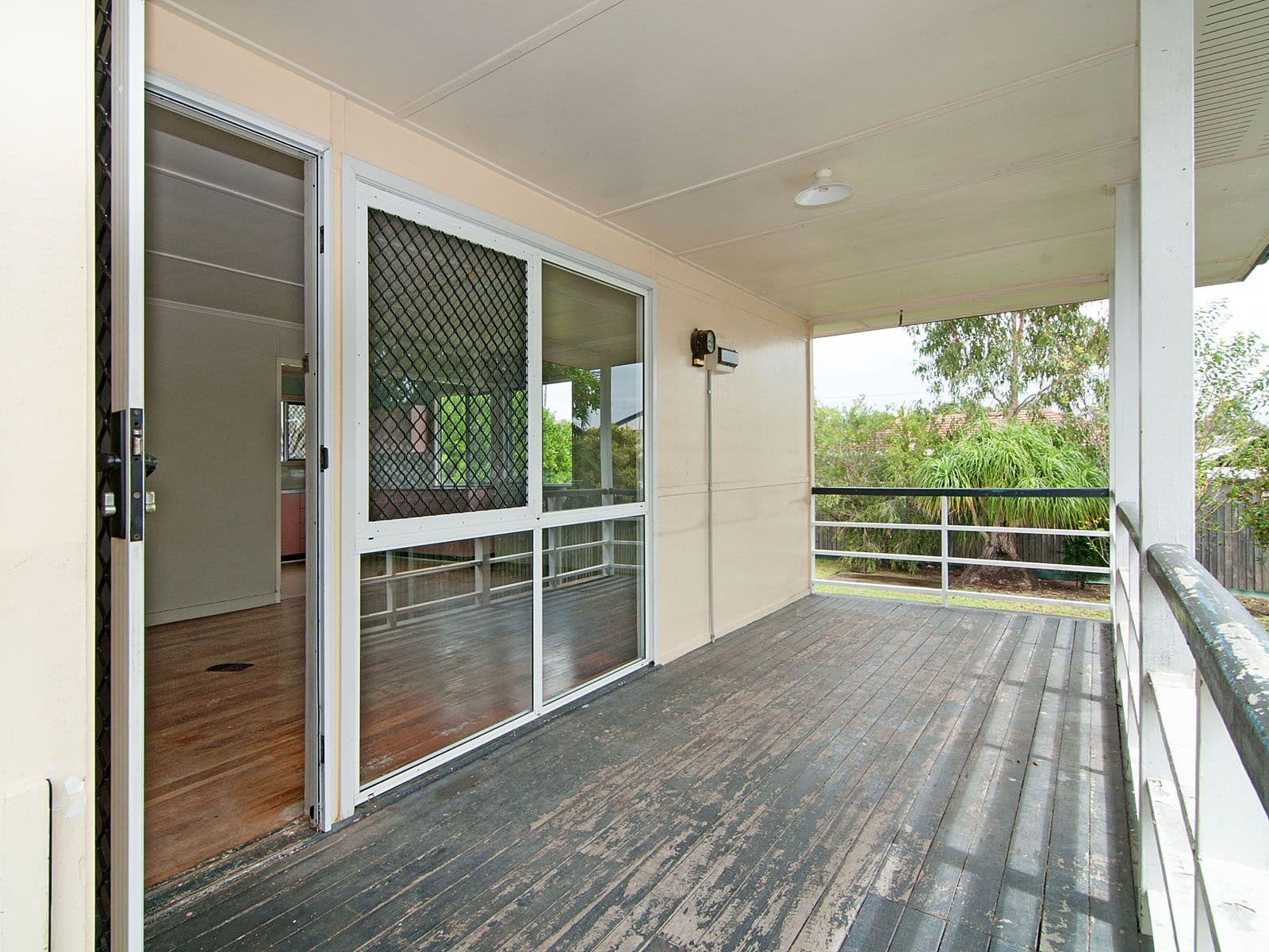 18 Ettarre Street, Bracken Ridge QLD 4017, Bracken Ridge - Thumbnail 3