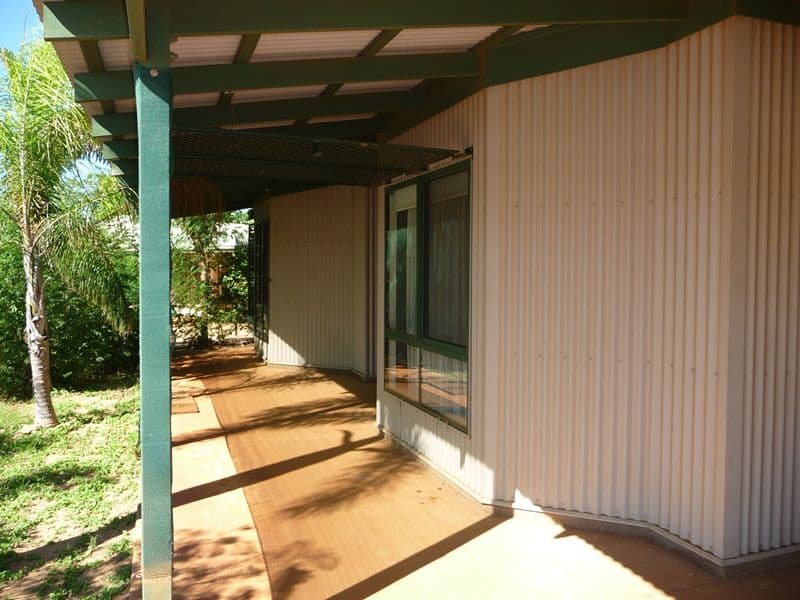 24 McCamey Loop, BAYNTON WA 6714, Baynton - Thumbnail 2