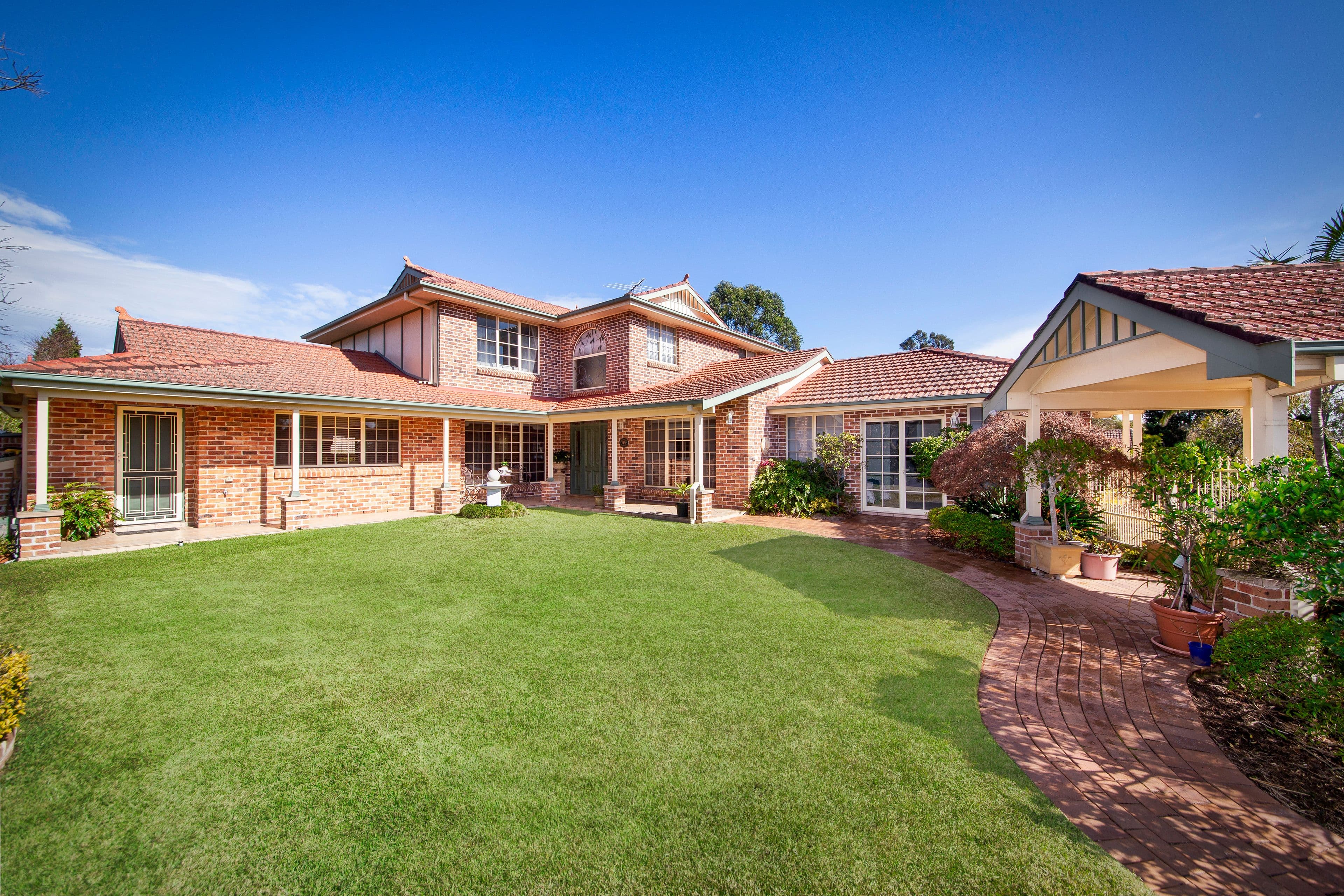 12 Moon Point Road, Illawong - Image 1