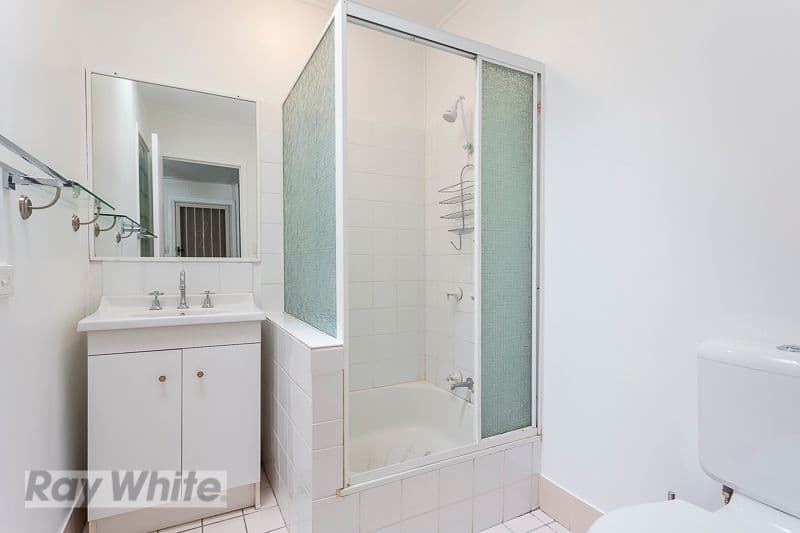 162 Juliette Street, Greenslopes QLD 4120, Greenslopes - Thumbnail 5