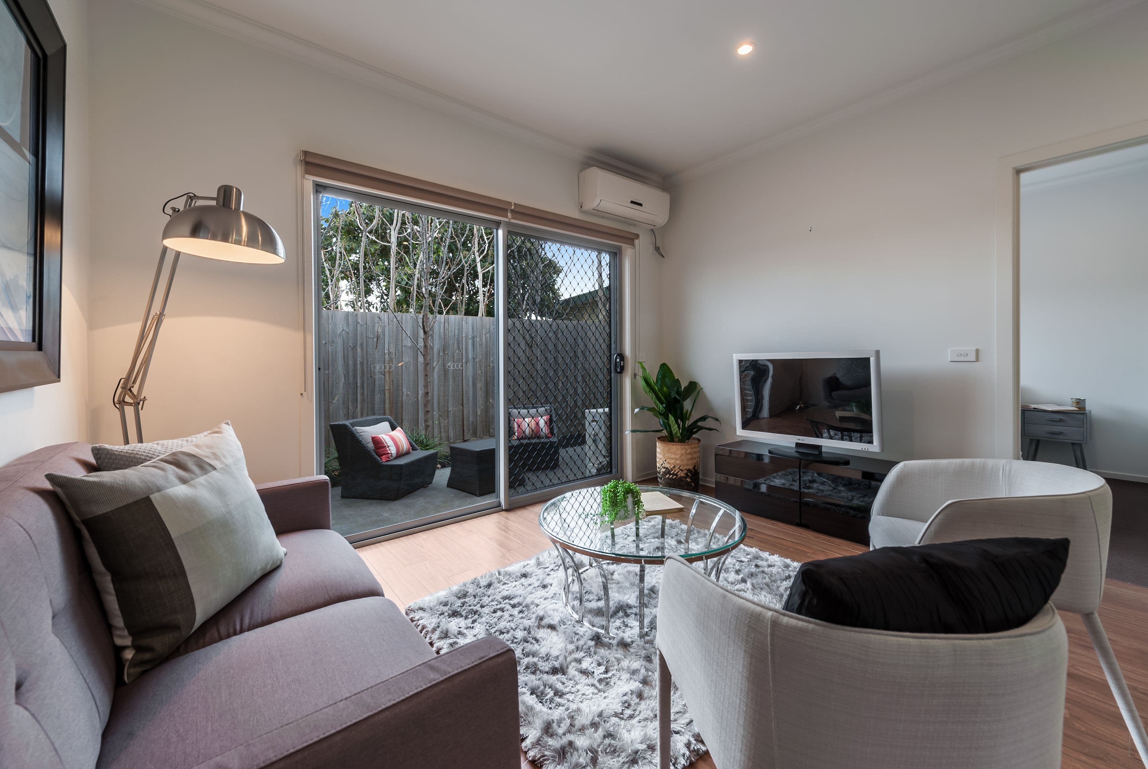 27 McMahon Road, Reservoir VIC 3073, Reservoir - Thumbnail 4