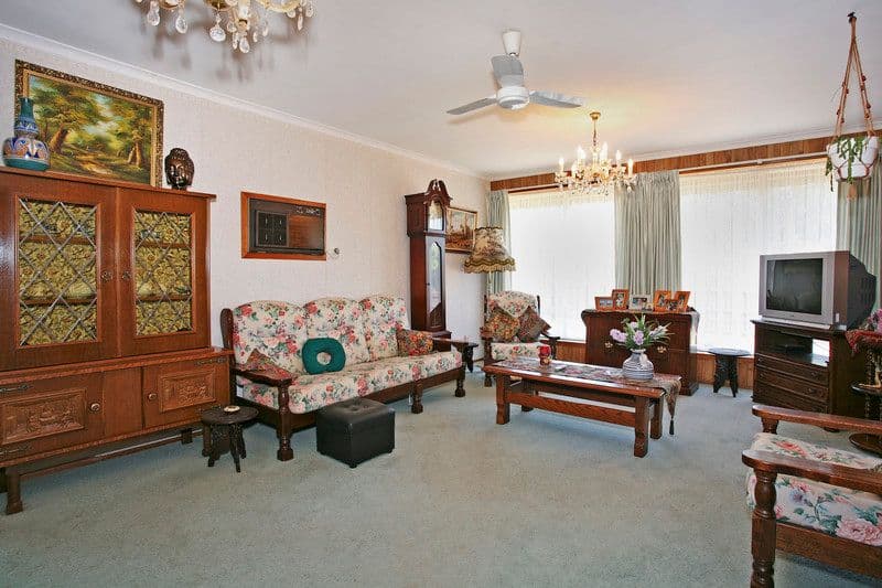 18 Buangor Street, CORIO VIC 3214, Corio - Thumbnail 2