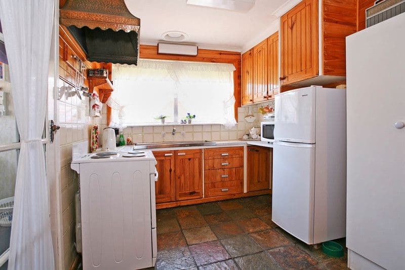 18 Buangor Street, CORIO VIC 3214, Corio - Thumbnail 4