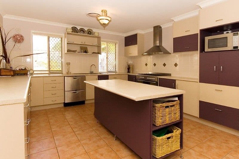 5 Abbotsford Place, FOREST LAKE QLD 4078, Forest Lake - Thumbnail 2