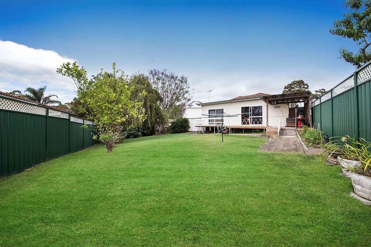 6 Dameeli Avenue, Kirrawee - Image 1