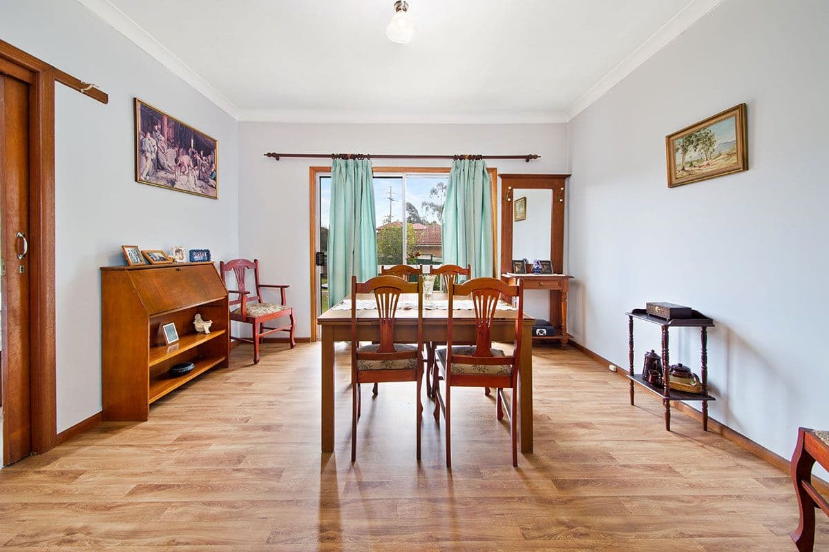 6 Dameeli Avenue, Kirrawee - Thumbnail 5