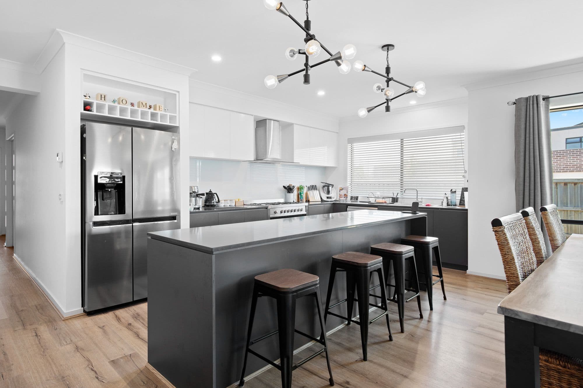 3 Razorbill Terrace, Werribee VIC 3030, Werribee - Thumbnail 4