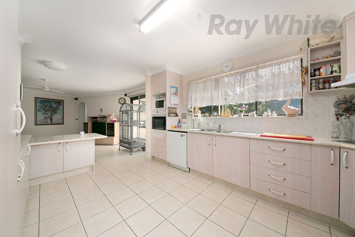 18 Dome Street, Eight Mile Plains QLD 4113, Eight Mile Plains - Thumbnail 2