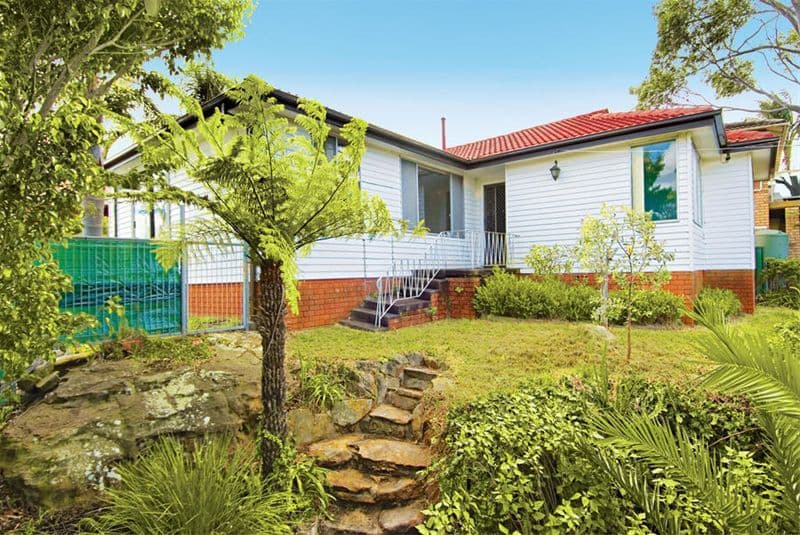 17 Dumbarton Place, ENGADINE NSW 2233, Engadine - Image 1