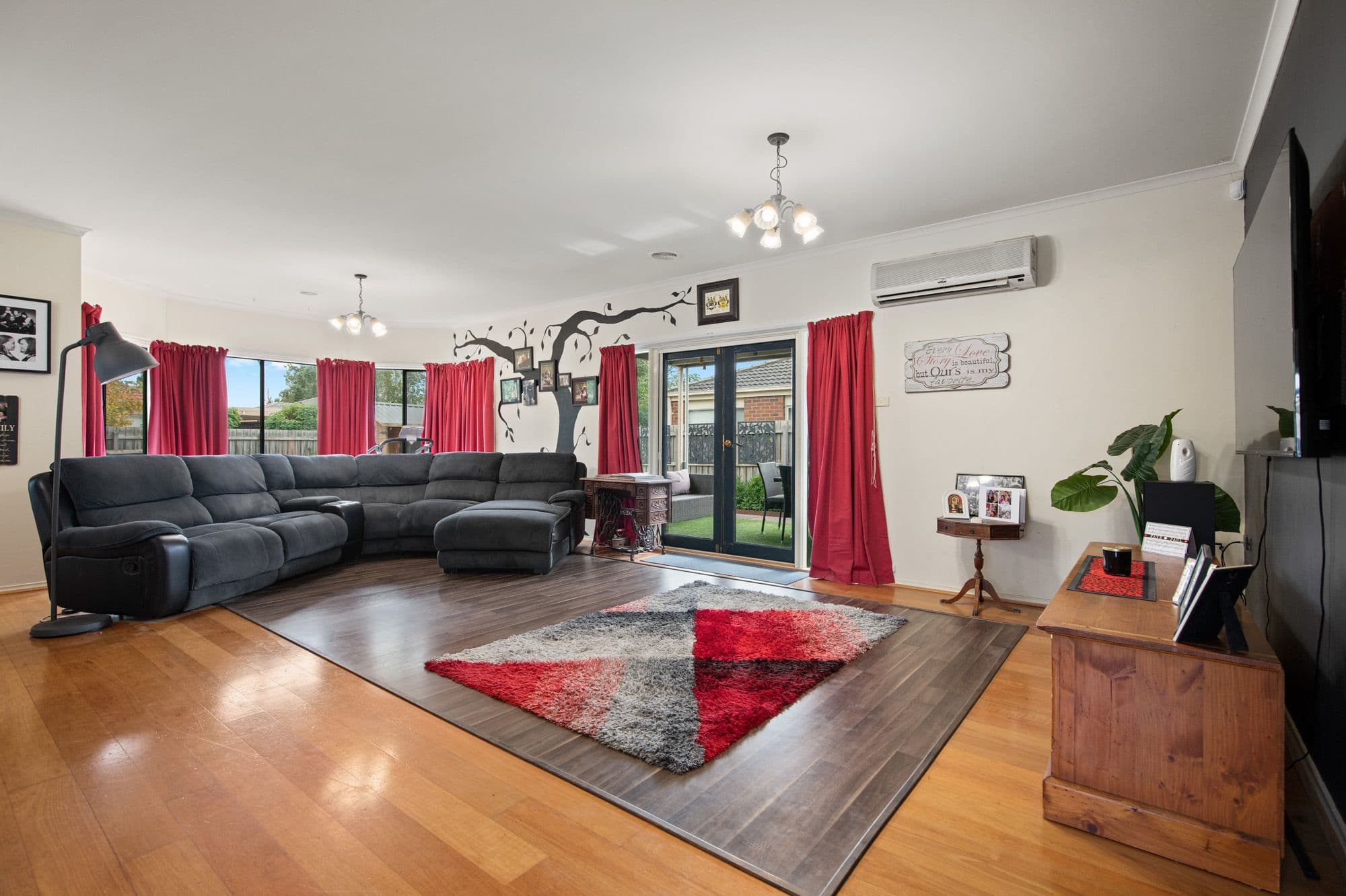 27 Harvest Way, Werribee VIC 3030, Werribee - Thumbnail 2