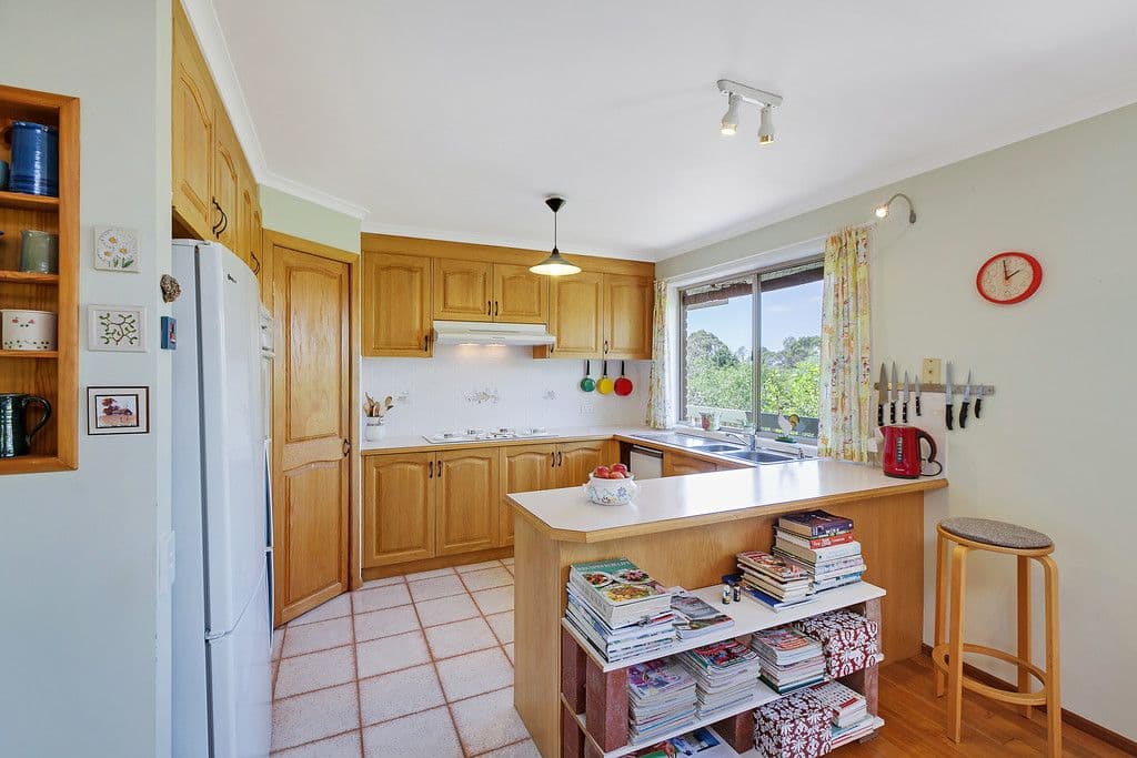 23 Halsbury Court, SAINT HELENA VIC 3088, St Helena - Thumbnail 4