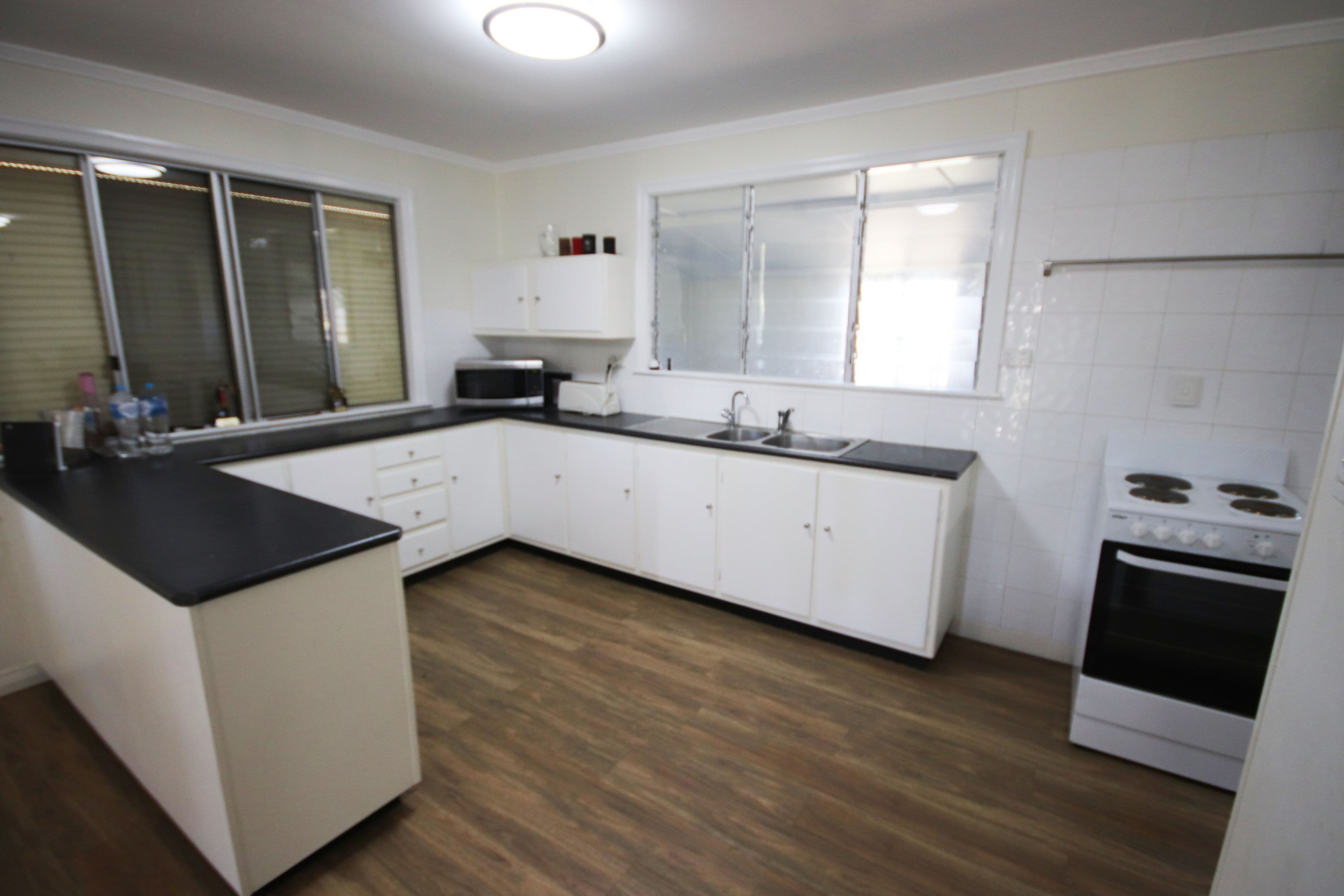 34 Olympia Street, Mundubbera QLD 4626, Mundubbera - Thumbnail 2