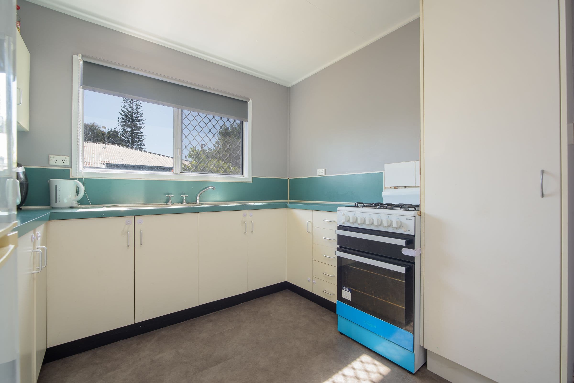 19 Aspland Street, Clinton QLD 4680, Clinton - Thumbnail 2