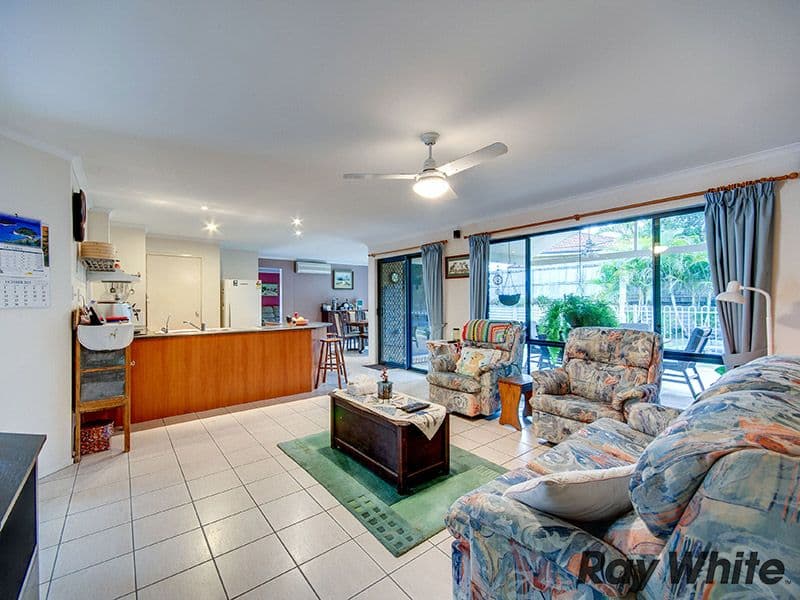 4 Jones Place, ARANA HILLS QLD 4054, Arana Hills - Thumbnail 3