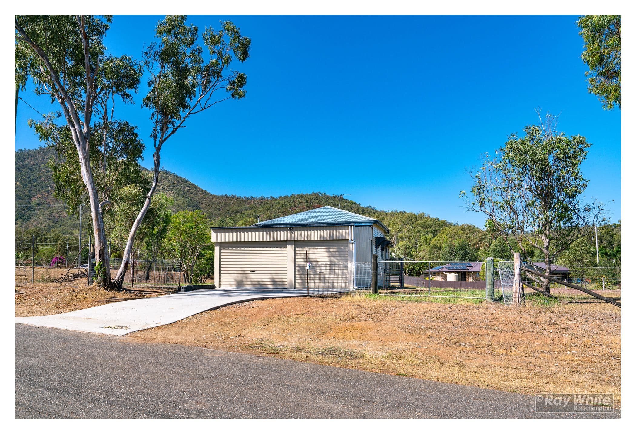 7 Synge Street, Lakes Creek QLD 4701, Lakes Creek - Thumbnail 2