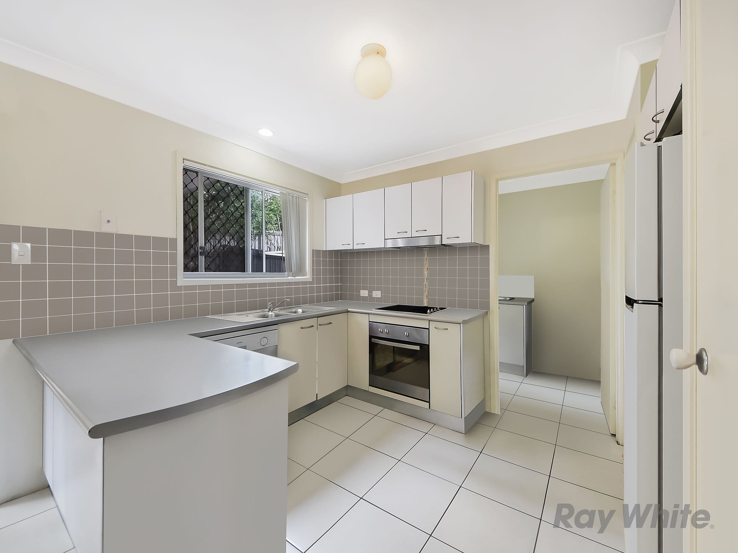 18 Emma Street, Bracken Ridge QLD 4017, Bracken Ridge - Thumbnail 2