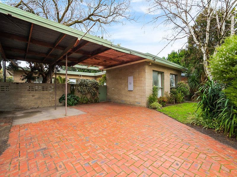 70 Jacks Avenue, DINGLEY VILLAGE VIC 3172, Dingley Village - Thumbnail 2